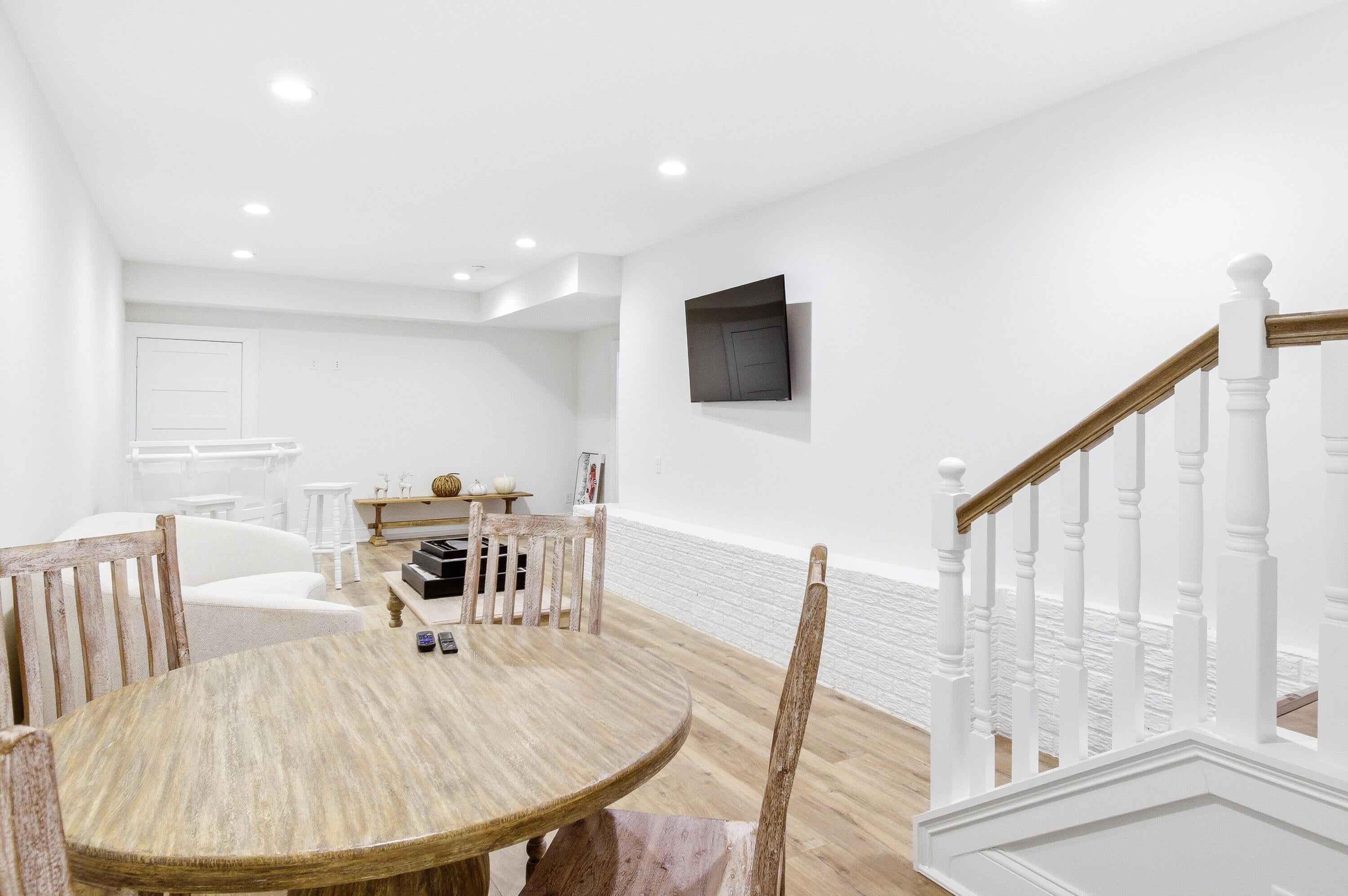 Reeseville, Wisconsin, 53579, United States, 3 Bedrooms Bedrooms, ,4 BathroomsBathrooms,Residential,Active,2052087