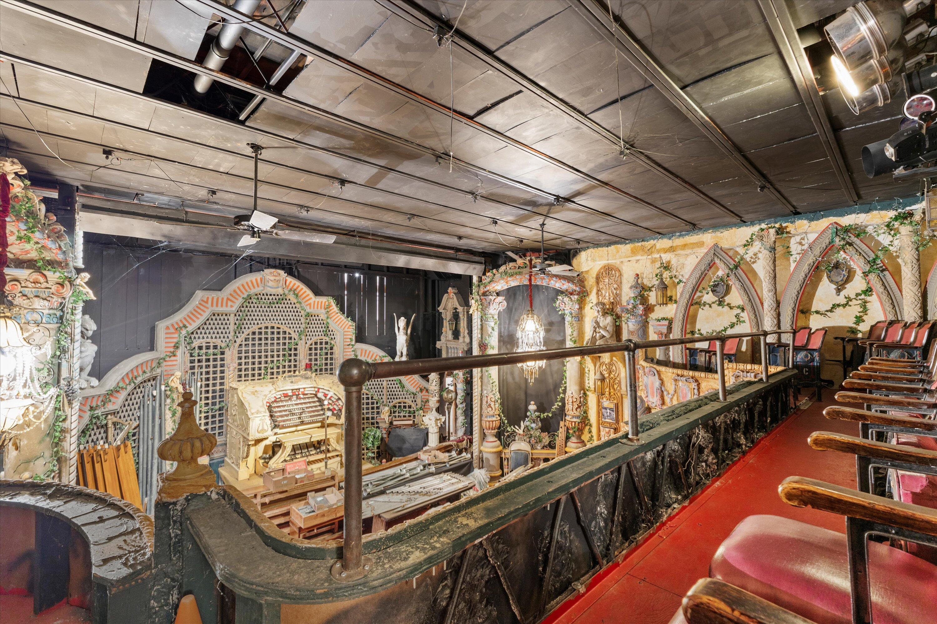 Racine, Wisconsin, 53402, United States, 3 Bedrooms Bedrooms, ,2 BathroomsBathrooms,Residential,Active,1985849