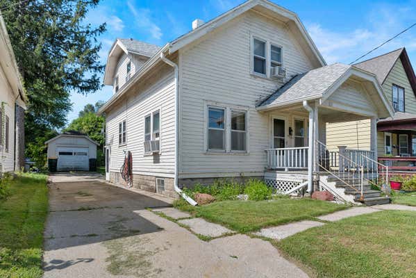 454 W KILBOURN AVE, WEST BEND, WI 53095 - Image 1