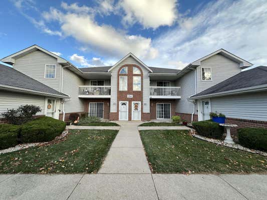 1262 VILLAGE CENTRE DR UNIT 4, KENOSHA, WI 53144 - Image 1