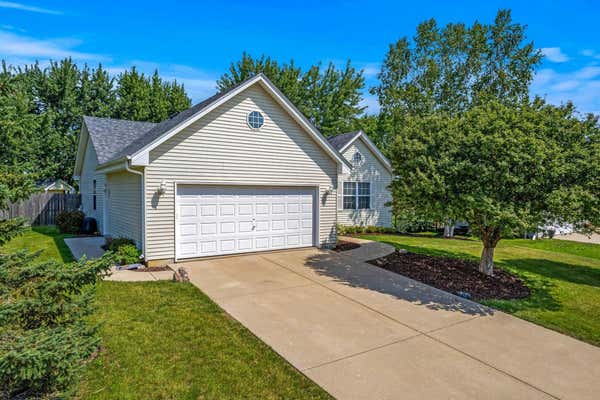 214 PARKVIEW DR, JOHNSON CREEK, WI 53038 - Image 1