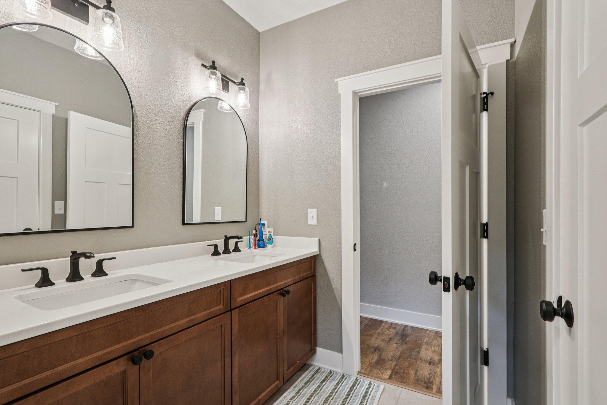 Burlington, Wisconsin, 53105, United States, 4 Bedrooms Bedrooms, ,3 BathroomsBathrooms,Residential,Active,1909856