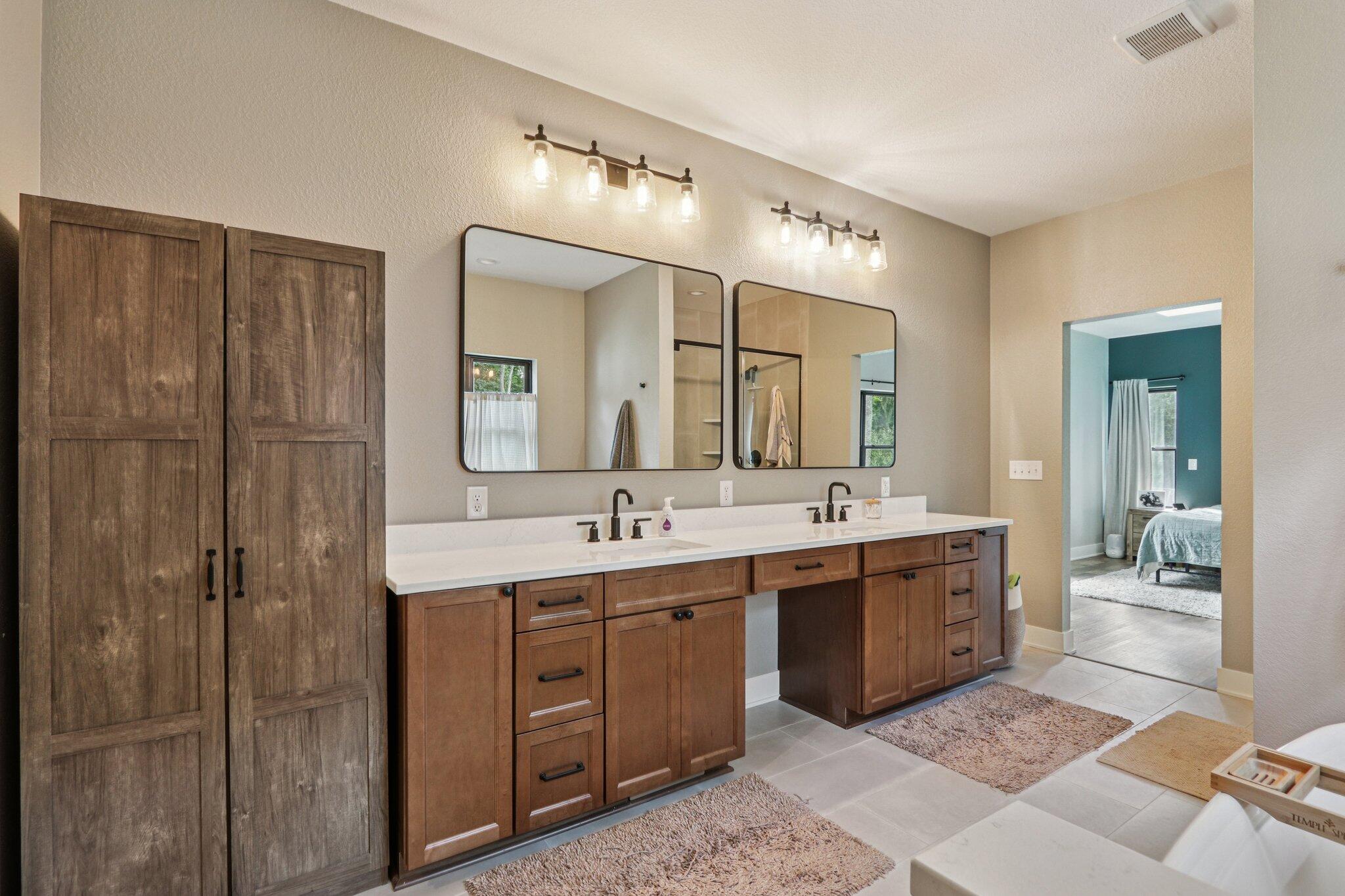 Burlington, Wisconsin, 53105, United States, 4 Bedrooms Bedrooms, ,3 BathroomsBathrooms,Residential,Active,1909856