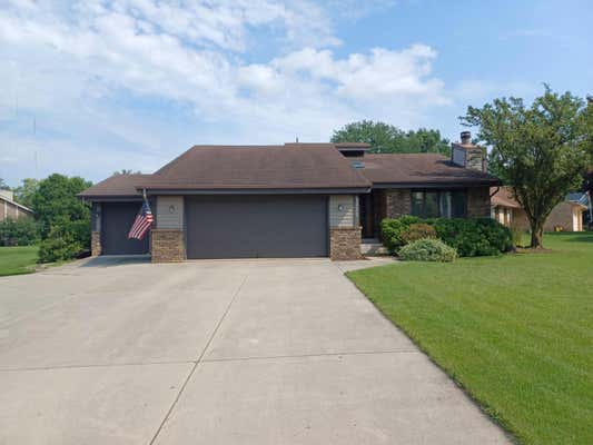 5320 ROBINWOOD CT, HALES CORNERS, WI 53130 - Image 1