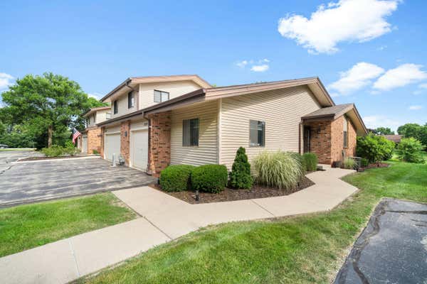 828 PILGRIM PKWY, ELM GROVE, WI 53122 - Image 1