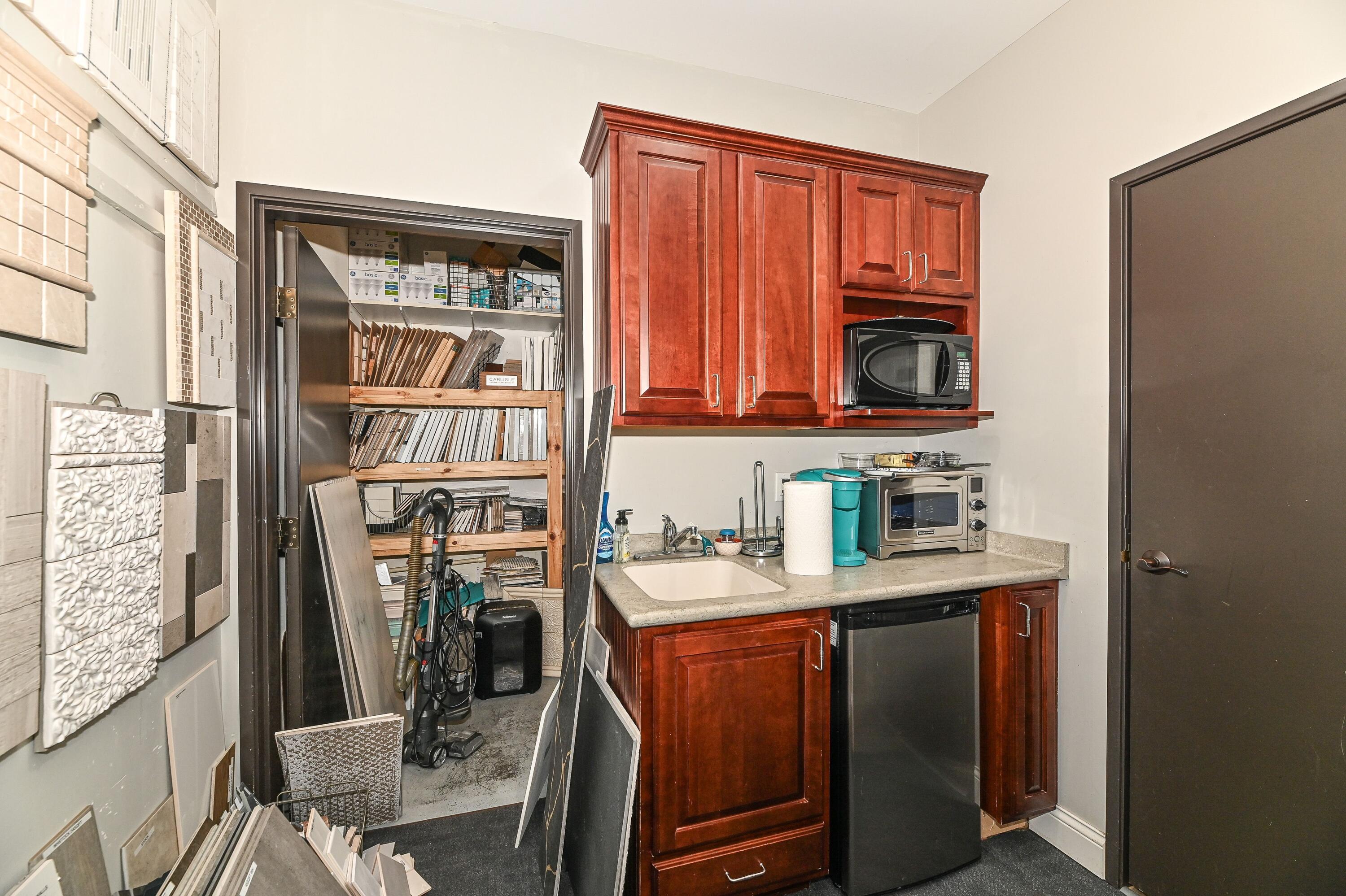 Lake Geneva, Wisconsin, 53147, United States, ,Residential,Active,1823930