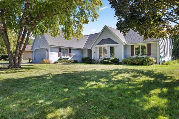 N28W22311 FOXWOOD LN, WAUKESHA, WI 53186 - Image 1