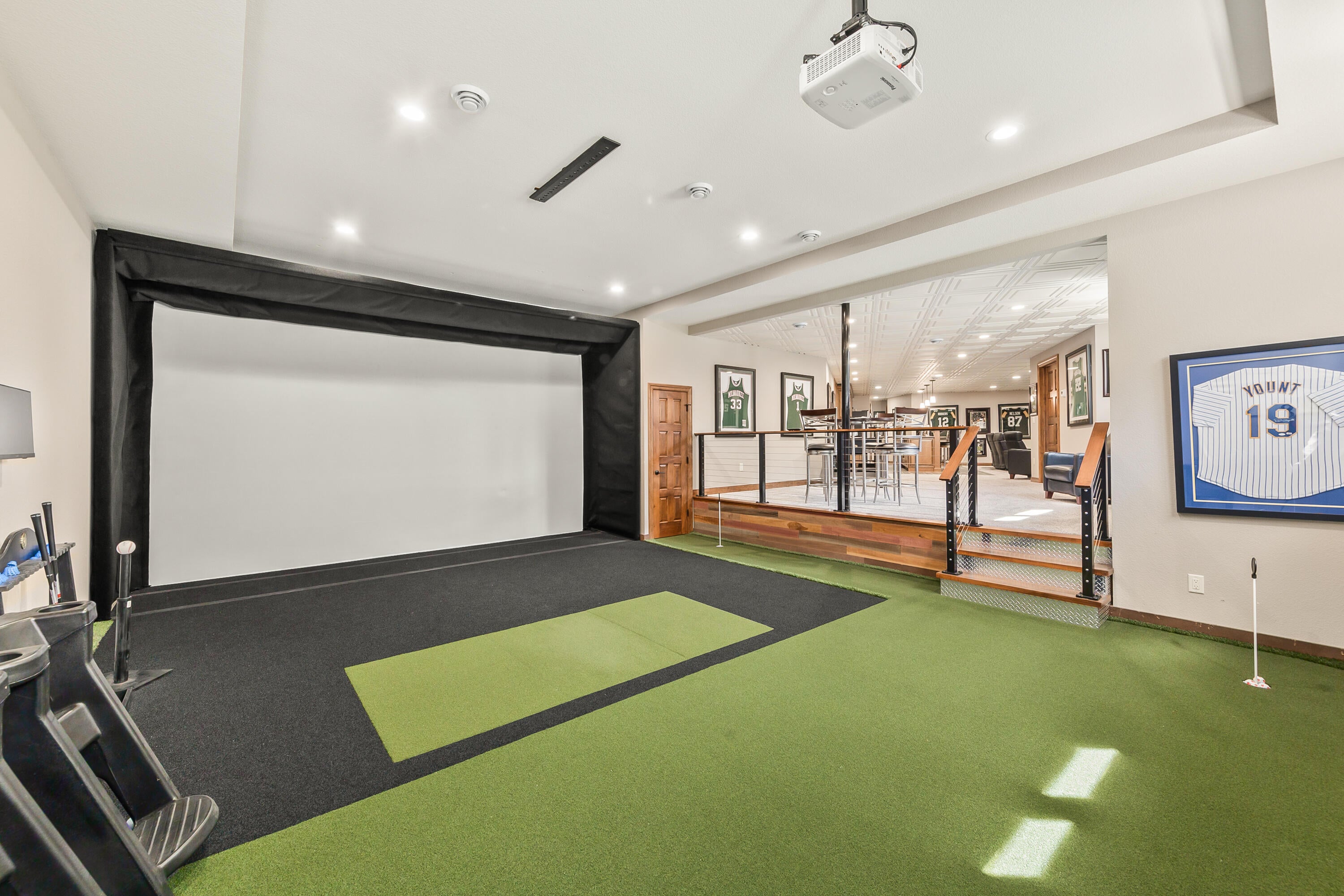 Dousman, Wisconsin, 53118, United States, 5 Bedrooms Bedrooms, ,6 BathroomsBathrooms,Residential,Active,2015850