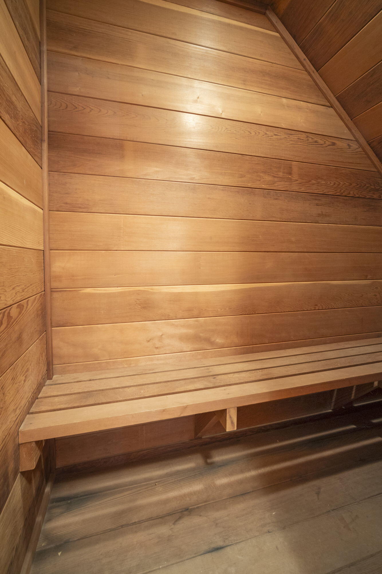 River Hills, Wisconsin, 53217, United States, 5 Bedrooms Bedrooms, ,7 BathroomsBathrooms,Residential,Active,1892391