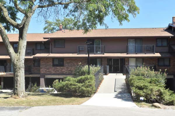 8515 W WATERFORD AVE APT 2, GREENFIELD, WI 53228 - Image 1