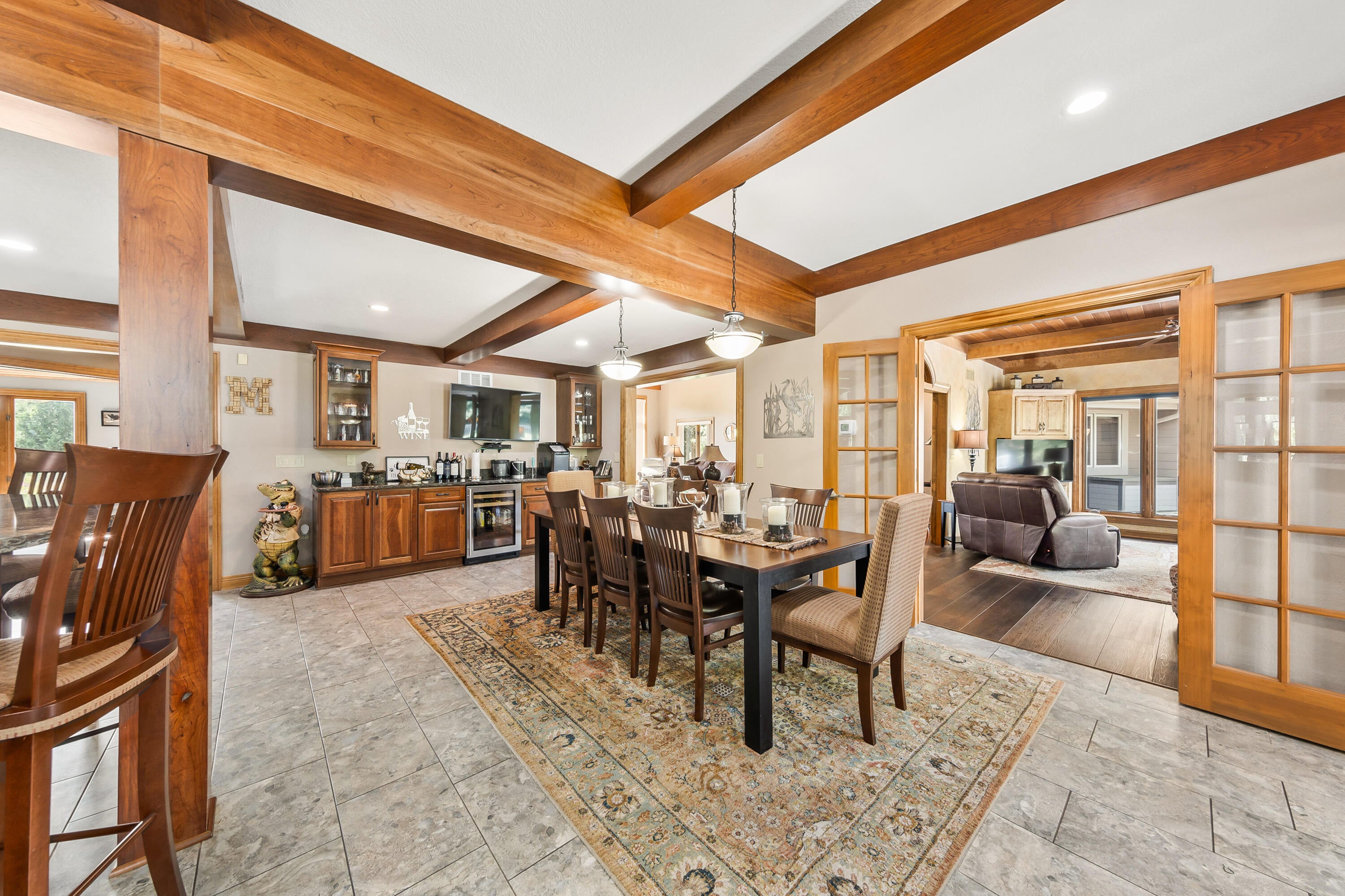 Dousman, Wisconsin, 53118, United States, 5 Bedrooms Bedrooms, ,6 BathroomsBathrooms,Residential,Active,2015850