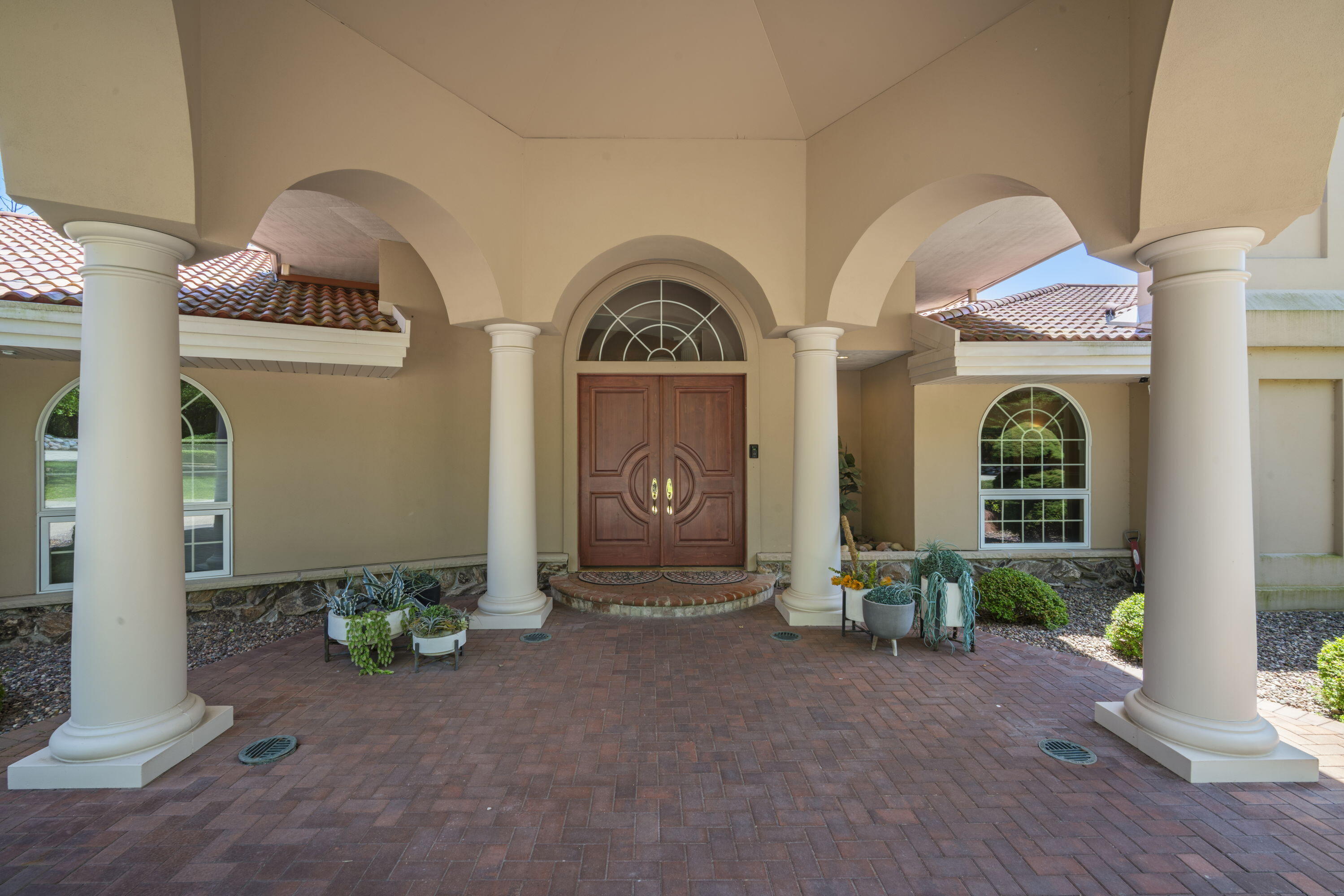 River Hills, Wisconsin, 53217, United States, 5 Bedrooms Bedrooms, ,7 BathroomsBathrooms,Residential,Active,1892391