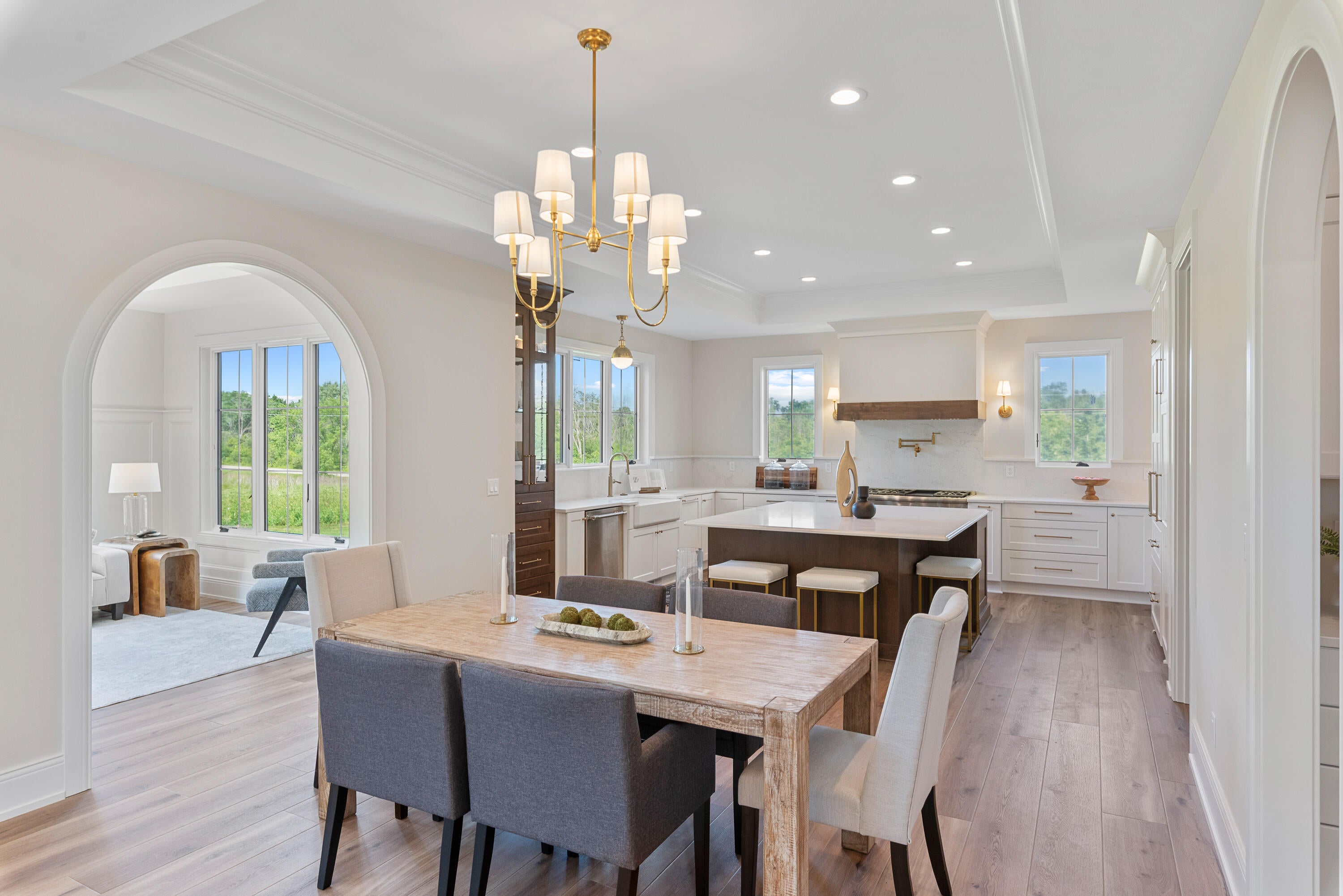 Mequon, Wisconsin, 53097, United States, 5 Bedrooms Bedrooms, ,5 BathroomsBathrooms,Residential,Active,1893229