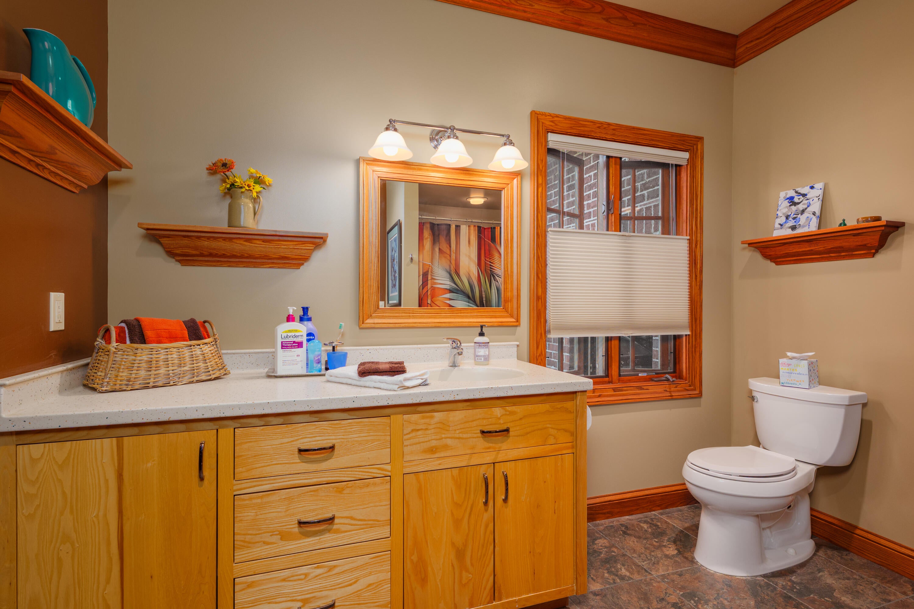 Mount Pleasant, Wisconsin, 53405, United States, 4 Bedrooms Bedrooms, ,6 BathroomsBathrooms,Residential,Active,1909907