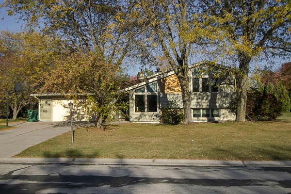 W163N11022 BRIARCLIFF CT, GERMANTOWN, WI 53022 - Image 1