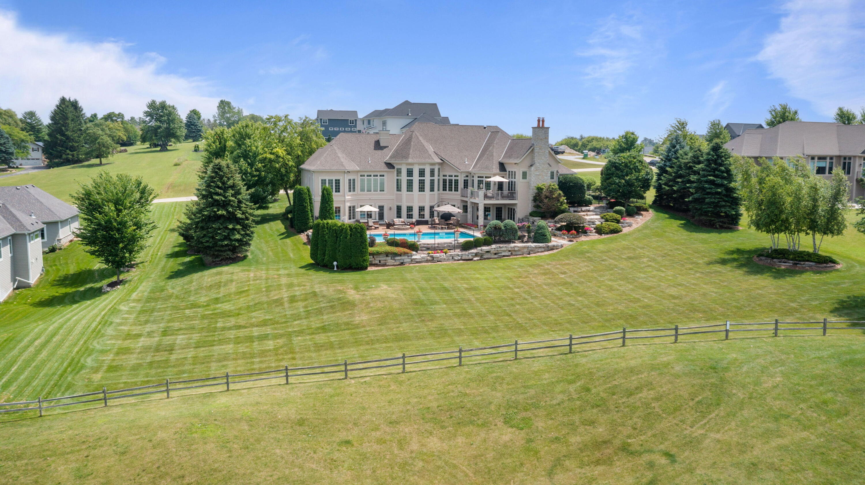 Lisbon, Wisconsin, 53089, United States, 3 Bedrooms Bedrooms, ,4 BathroomsBathrooms,Residential,Active,1894552