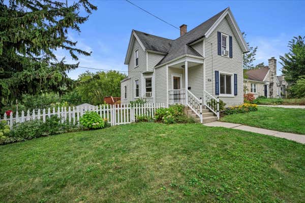 829 W LINCOLN AVE, PORT WASHINGTON, WI 53074 - Image 1