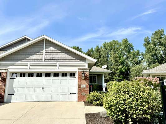 2588 BAY HARBOR CIR UNIT 4, GREEN BAY, WI 54304 - Image 1