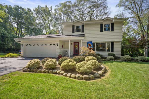 5523 W CAIRDEL LN, MEQUON, WI 53092 - Image 1