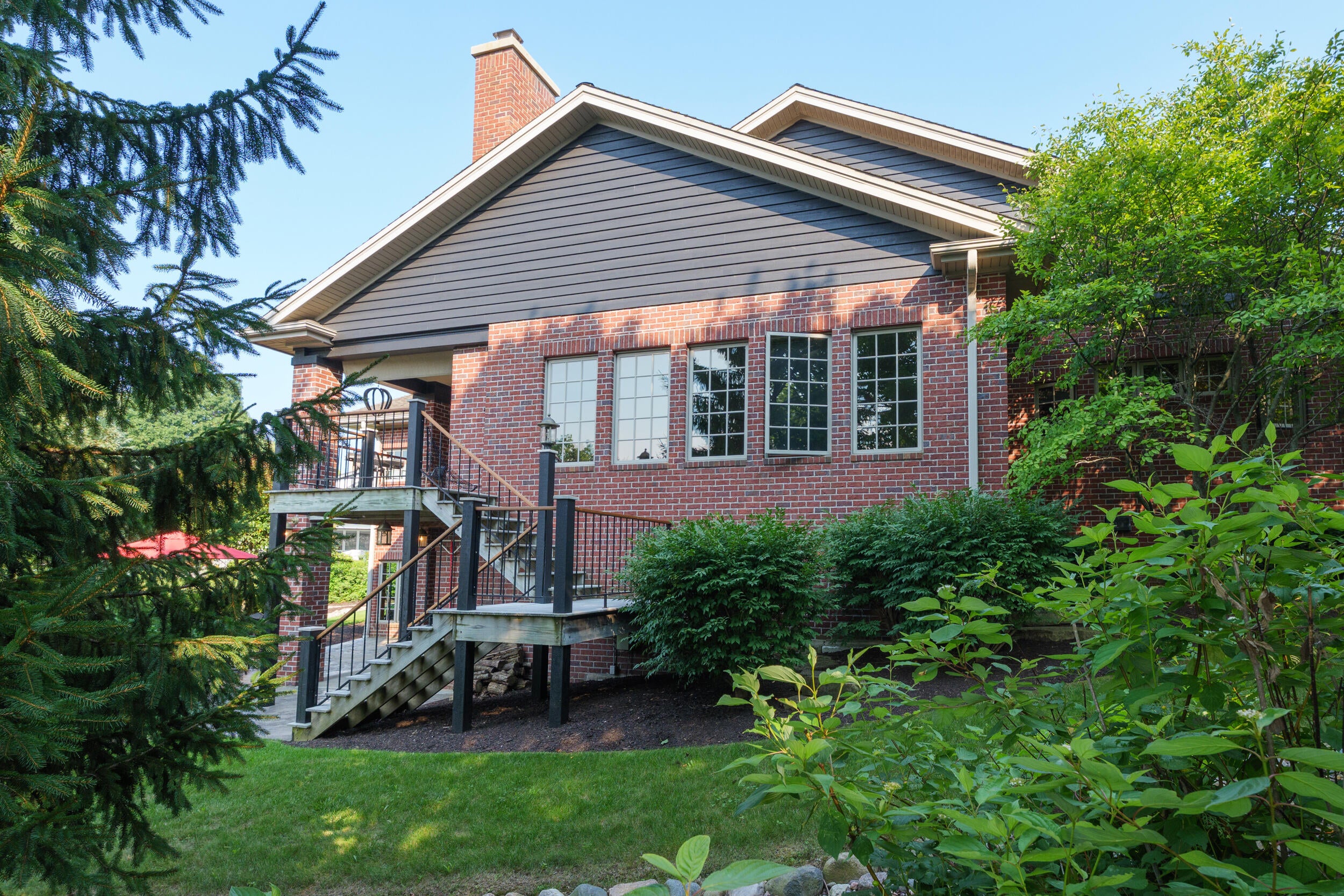 Mount Pleasant, Wisconsin, 53405, United States, 4 Bedrooms Bedrooms, ,6 BathroomsBathrooms,Residential,Active,1909907