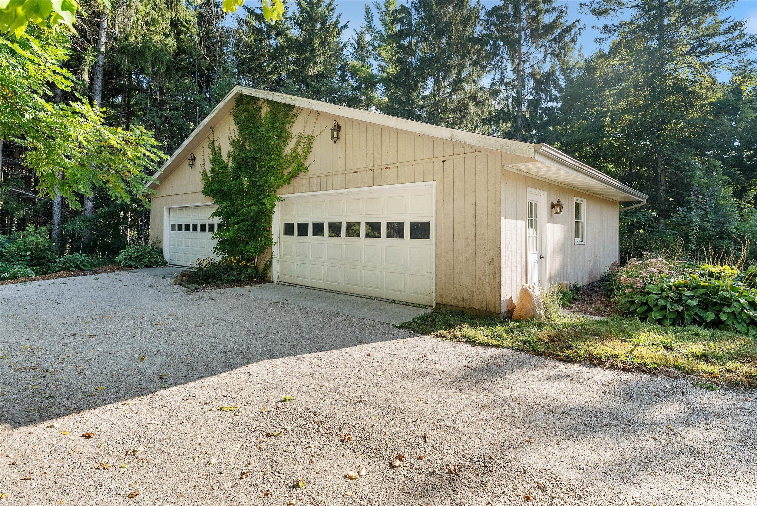 Plymouth, Wisconsin, 53073, United States, 5 Bedrooms Bedrooms, ,4 BathroomsBathrooms,Residential,Active,1952290