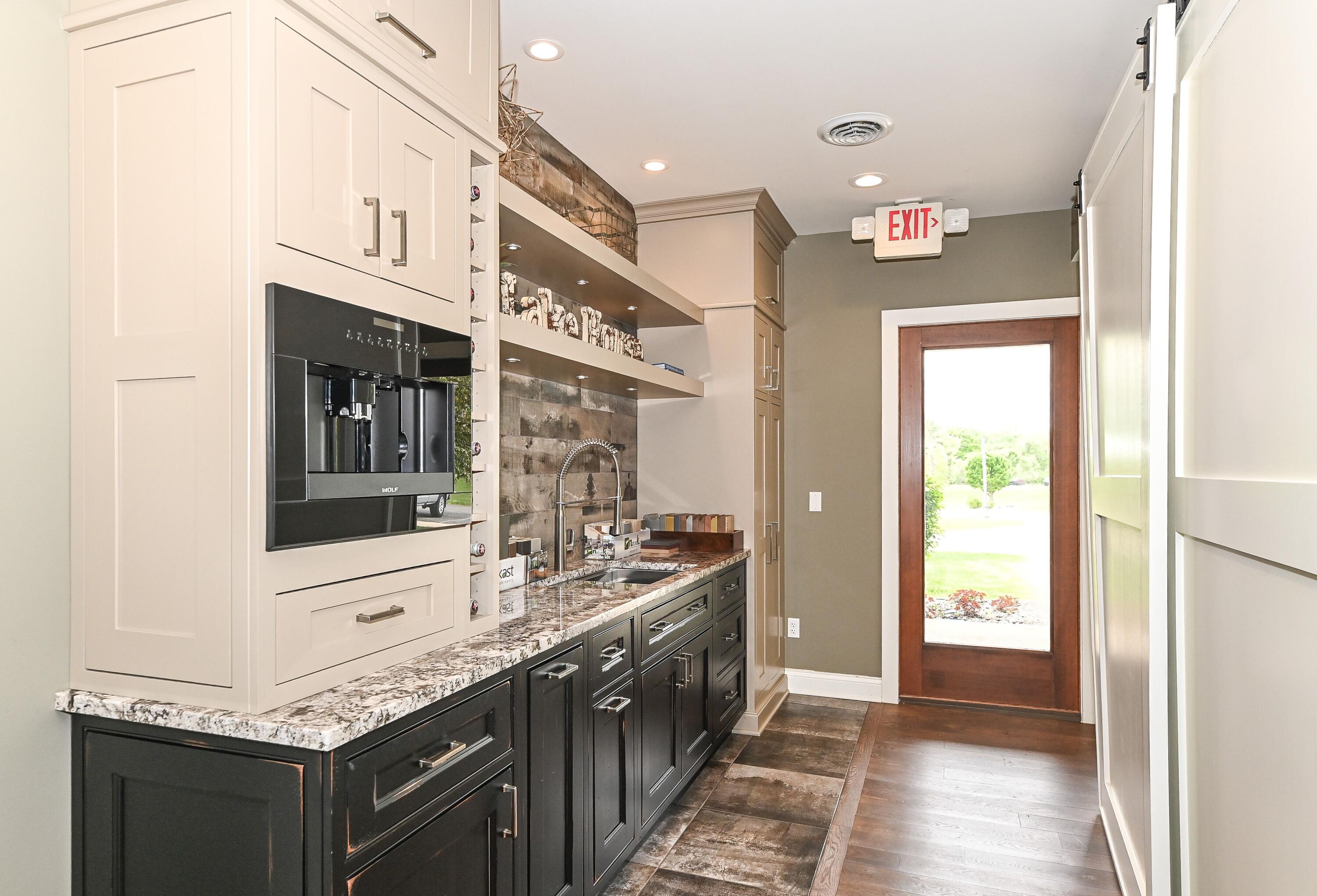 Lake Geneva, Wisconsin, 53147, United States, ,Residential,Active,1823930