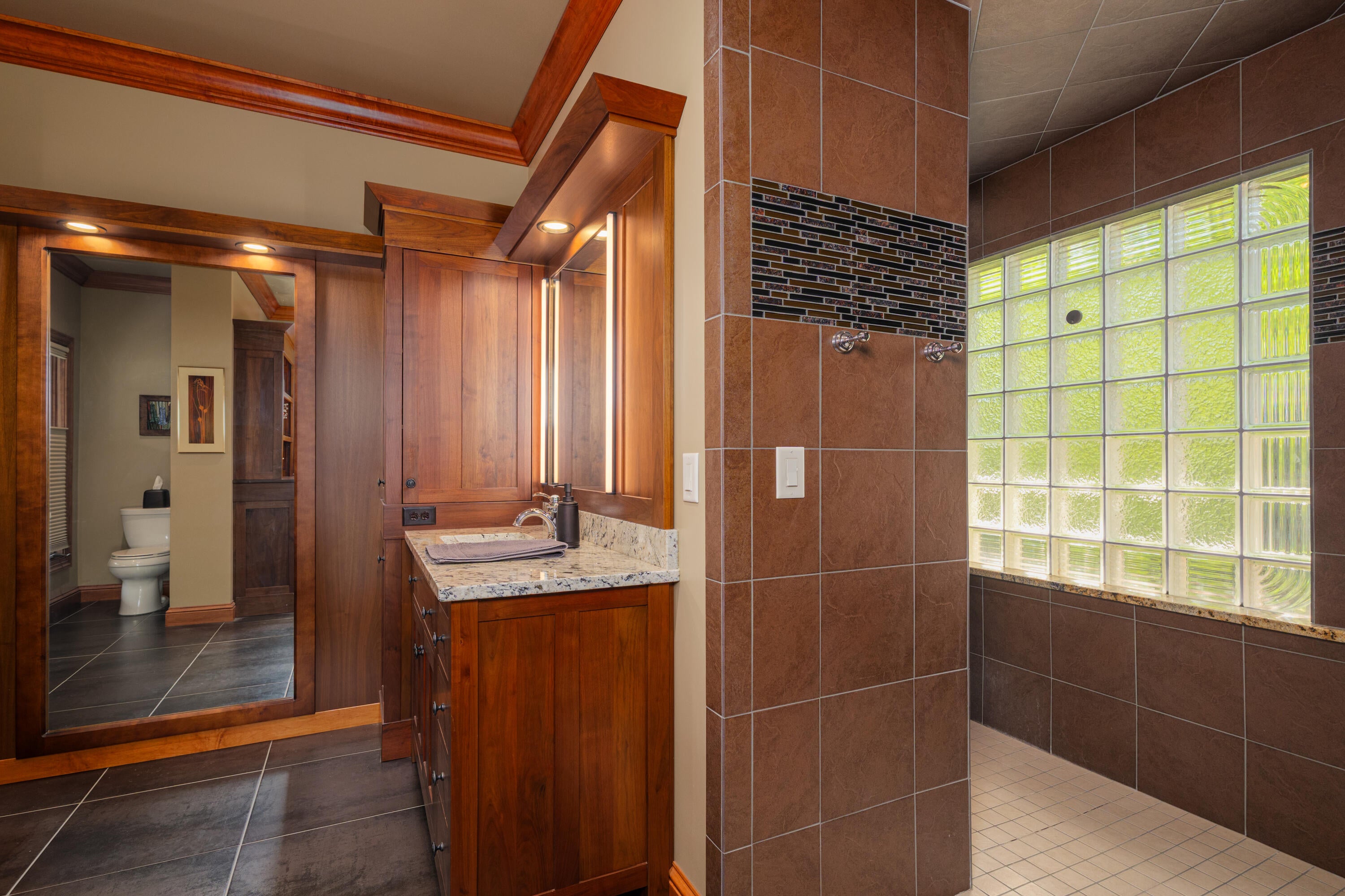 Mount Pleasant, Wisconsin, 53405, United States, 4 Bedrooms Bedrooms, ,6 BathroomsBathrooms,Residential,Active,1909907