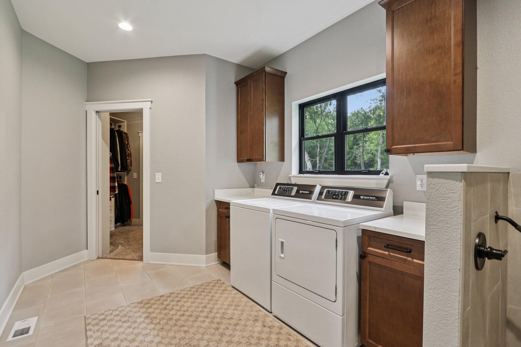 Burlington, Wisconsin, 53105, United States, 4 Bedrooms Bedrooms, ,3 BathroomsBathrooms,Residential,Active,1909856
