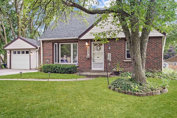 10924 W MARION ST, WAUWATOSA, WI 53222 - Image 1