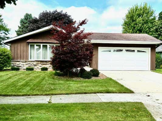 2326 E MARK DR, SHEBOYGAN, WI 53083 - Image 1