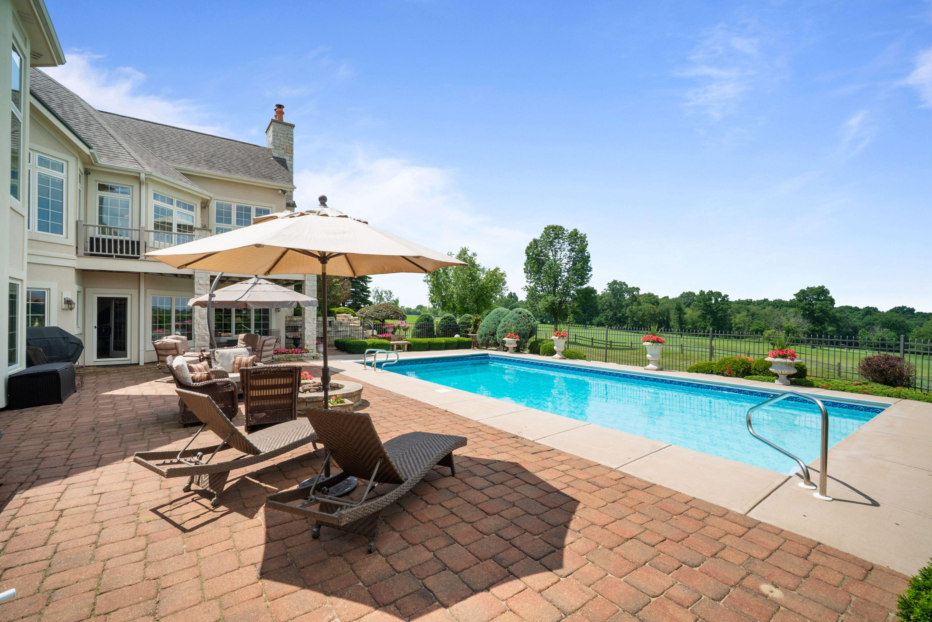 Lisbon, Wisconsin, 53089, United States, 3 Bedrooms Bedrooms, ,4 BathroomsBathrooms,Residential,Active,1894552