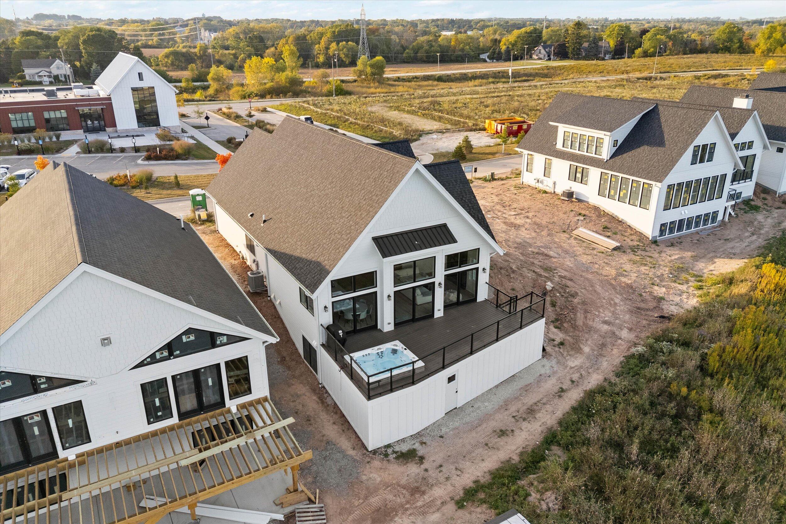 Port Washington, Wisconsin, 53074, United States, 4 Bedrooms Bedrooms, ,3 BathroomsBathrooms,Residential,Active,1954036