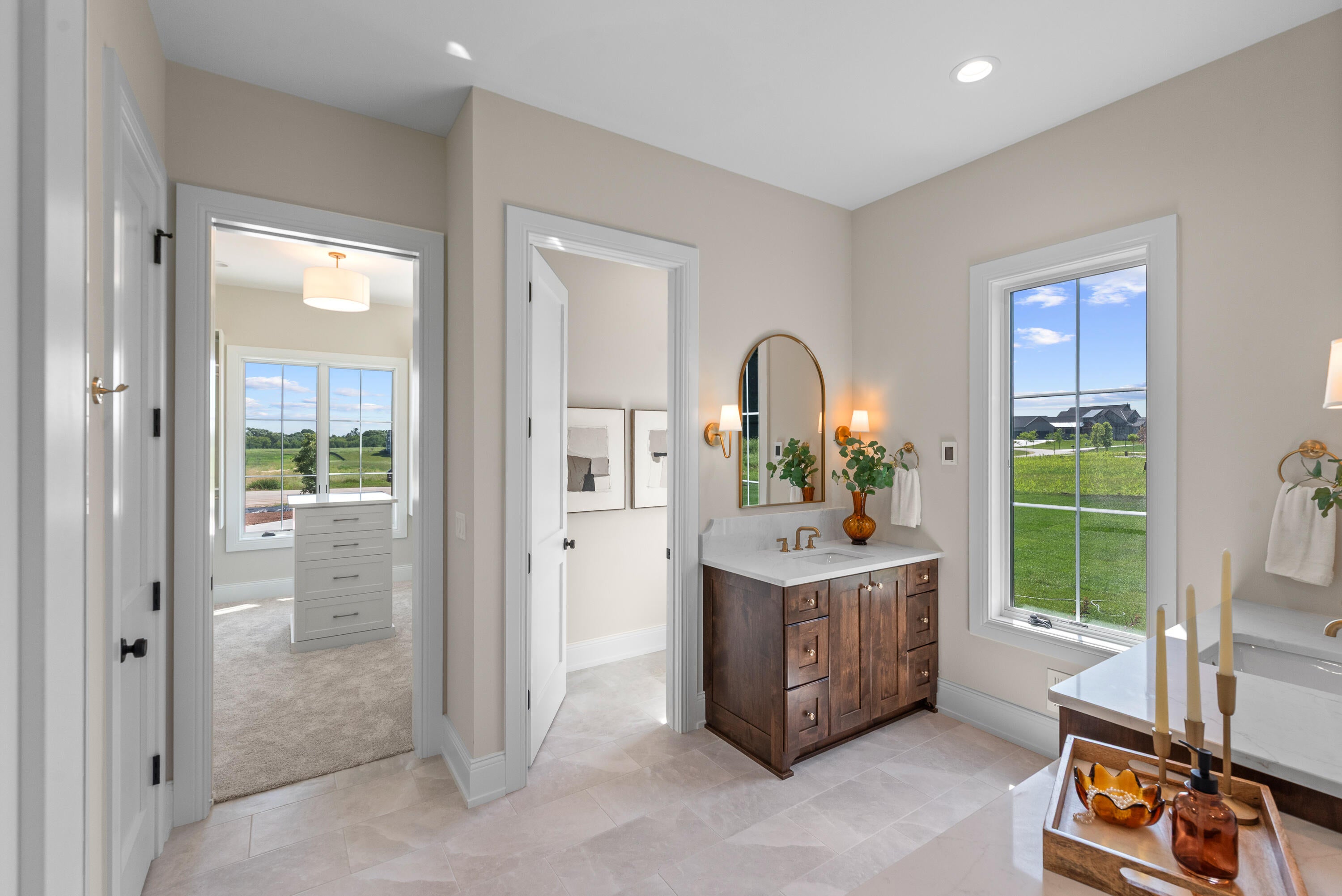 Mequon, Wisconsin, 53097, United States, 5 Bedrooms Bedrooms, ,5 BathroomsBathrooms,Residential,Active,1893229