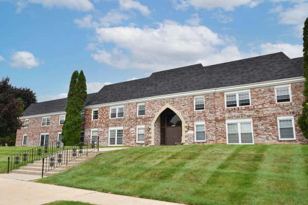 2076 CHATEAU CT APT 206A, GRAFTON, WI 53024 - Image 1