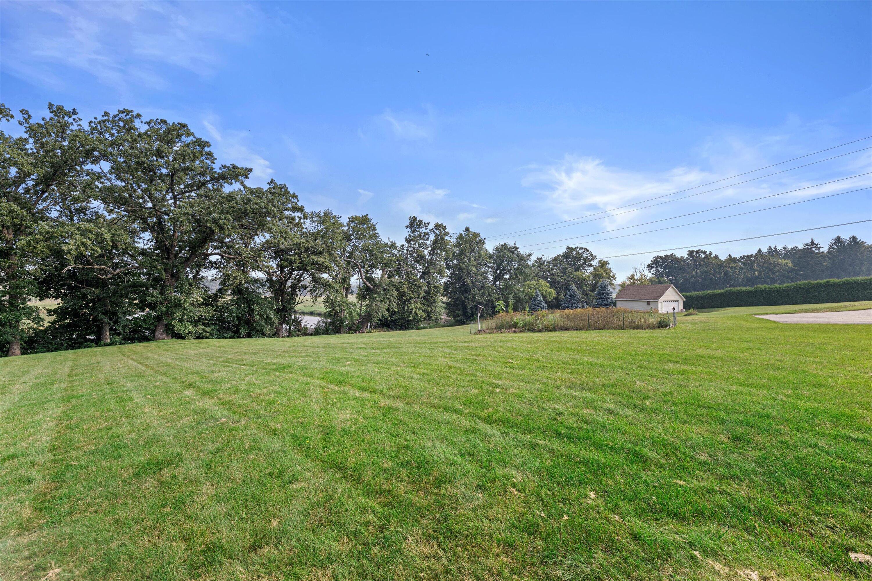 Big Bend, Wisconsin, 53103, United States, 4 Bedrooms Bedrooms, ,3 BathroomsBathrooms,Residential,Active,1909666