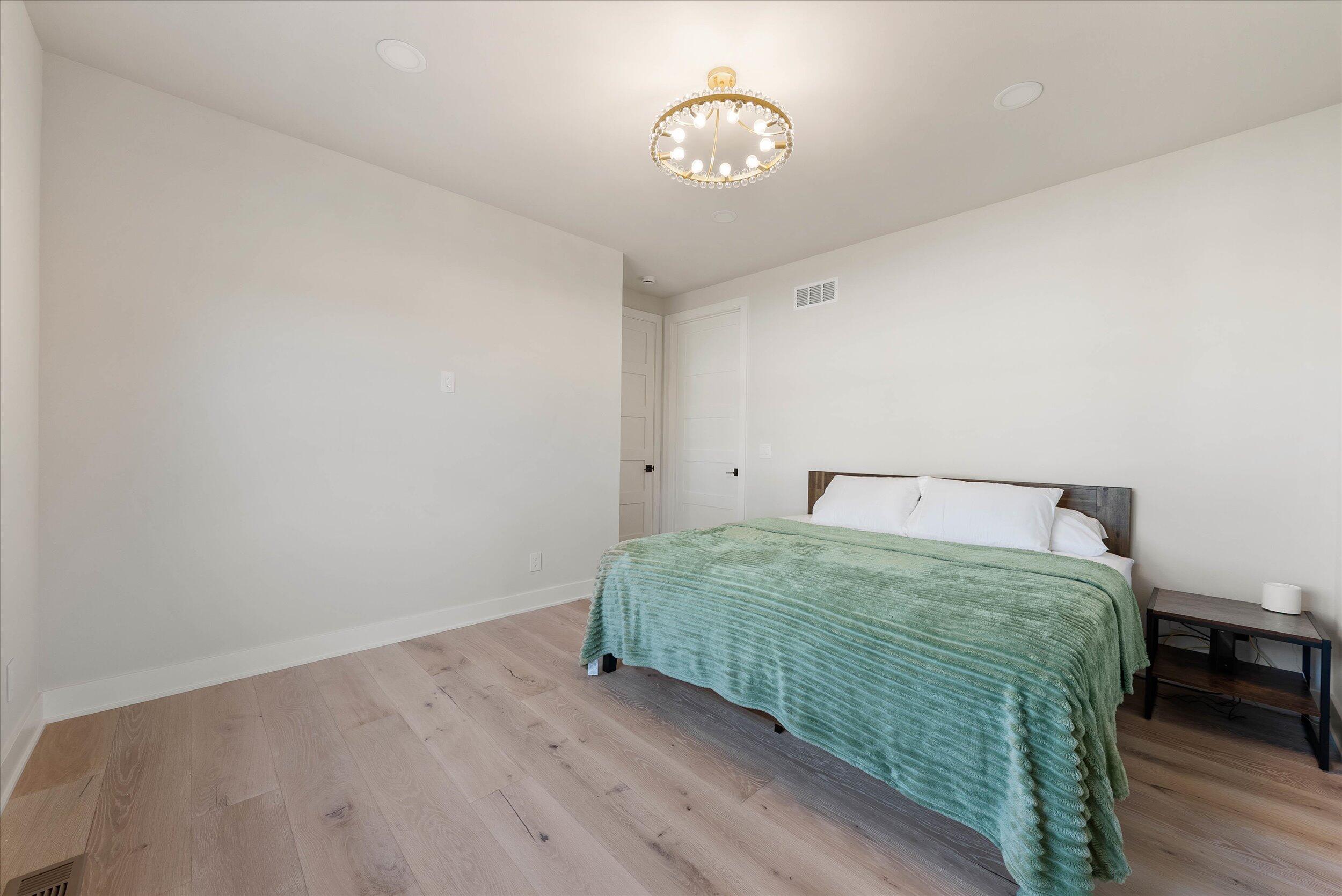 Port Washington, Wisconsin, 53074, United States, 4 Bedrooms Bedrooms, ,3 BathroomsBathrooms,Residential,Active,1954036