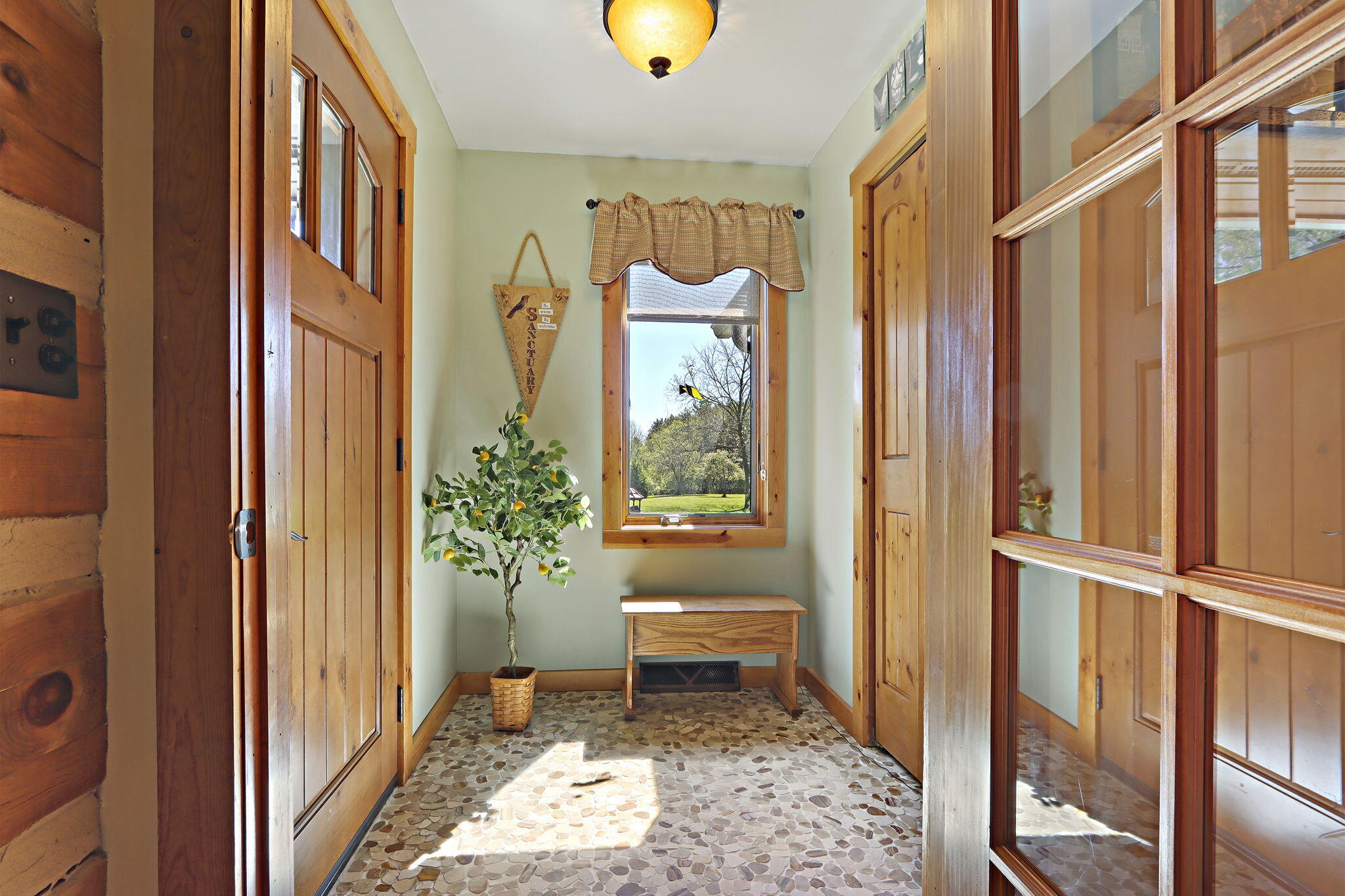 Burlington, Wisconsin, 53105, United States, 5 Bedrooms Bedrooms, ,5 BathroomsBathrooms,Residential,Active,2052088