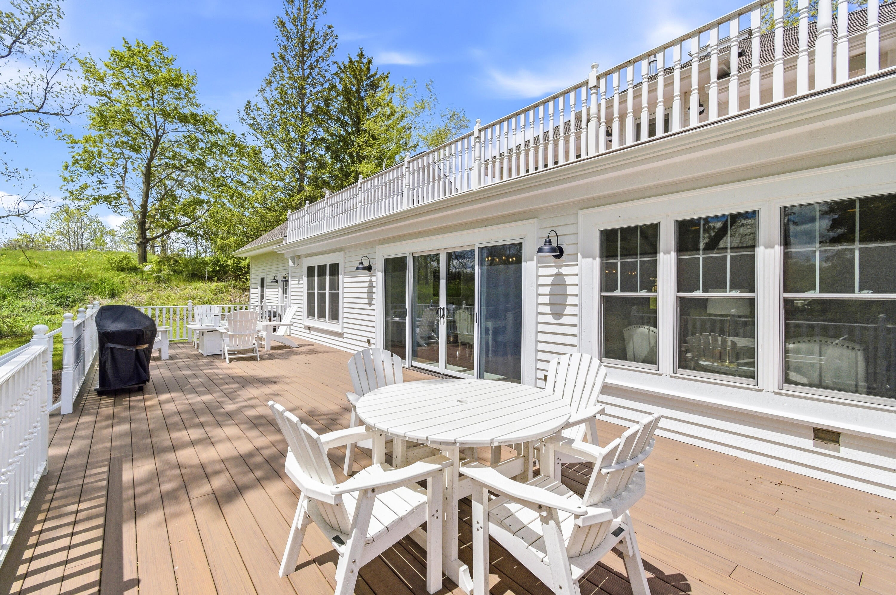 Reeseville, Wisconsin, 53579, United States, 3 Bedrooms Bedrooms, ,4 BathroomsBathrooms,Residential,Active,2052087