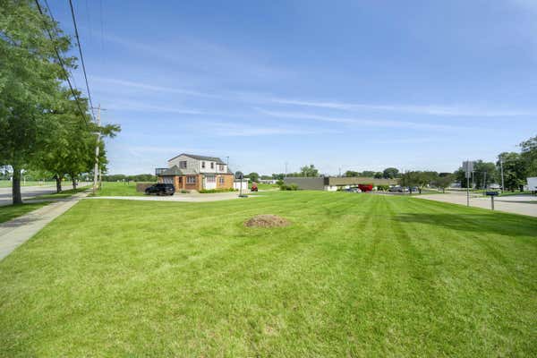 4450 S WHITNALL AVE, SAINT FRANCIS, WI 53235 - Image 1