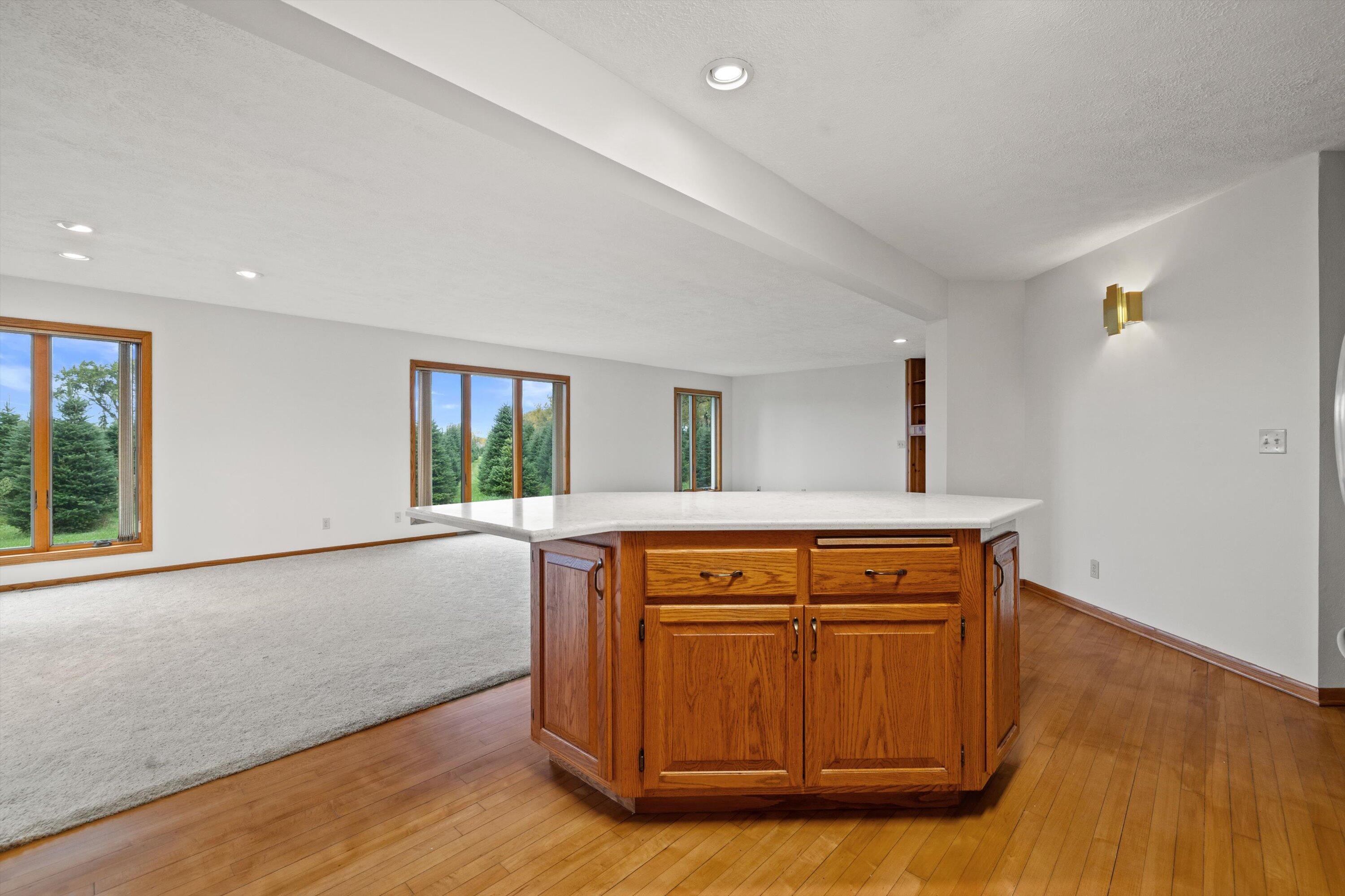 East Troy, Wisconsin, 53120, United States, 4 Bedrooms Bedrooms, ,3 BathroomsBathrooms,Residential,Active,1969679