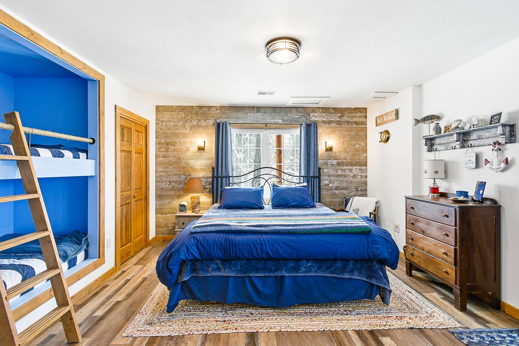 Cambridge, Wisconsin, 53523, United States, 4 Bedrooms Bedrooms, ,4 BathroomsBathrooms,Residential,Active,2003558