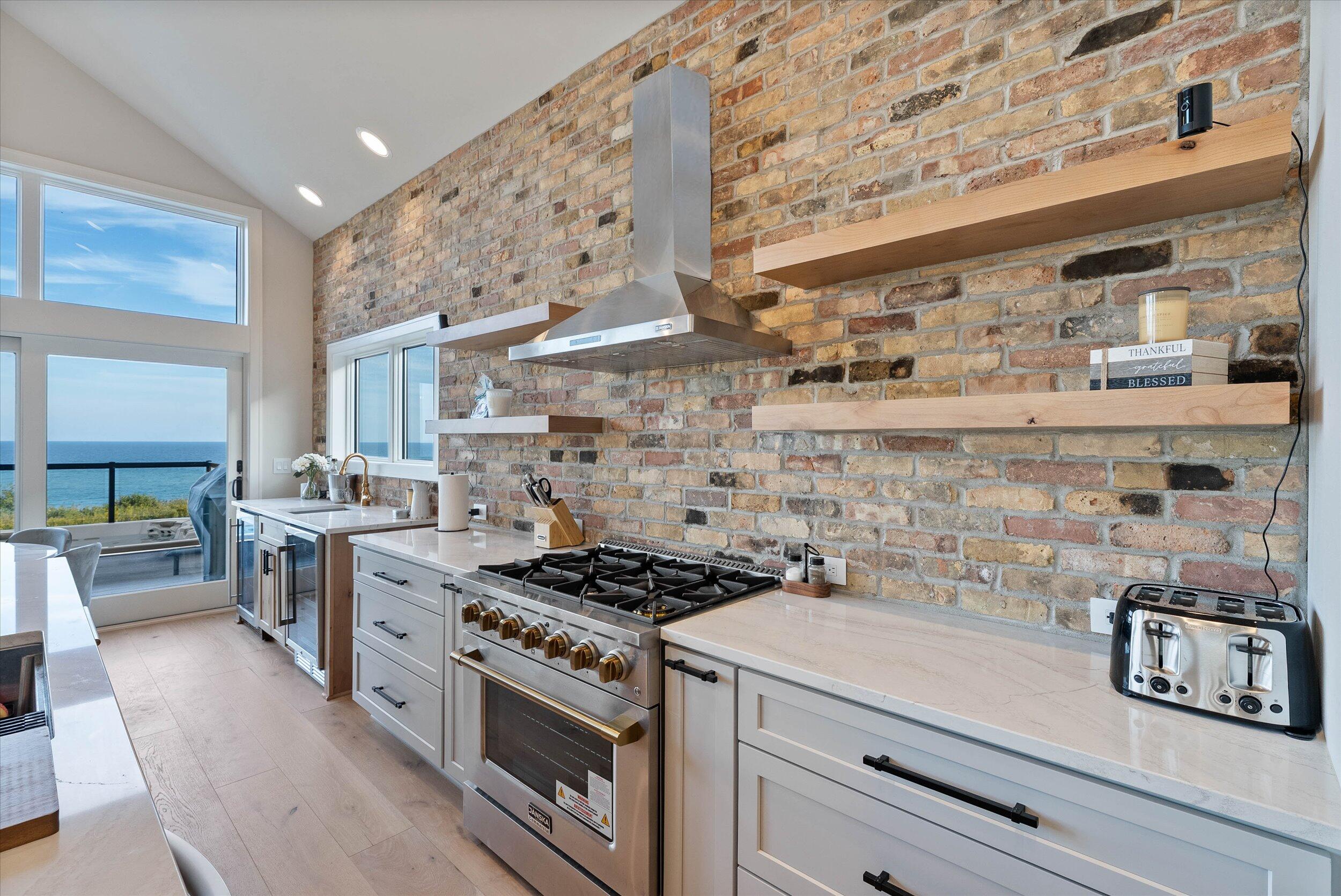 Port Washington, Wisconsin, 53074, United States, 4 Bedrooms Bedrooms, ,3 BathroomsBathrooms,Residential,Active,1954036