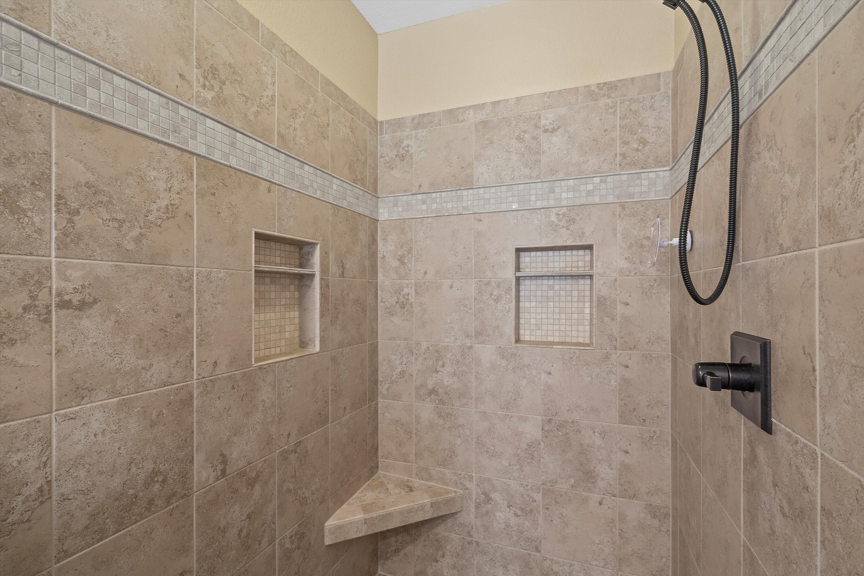 Delafield, Wisconsin, 53018, United States, 3 Bedrooms Bedrooms, ,3 BathroomsBathrooms,Residential,Pending,1936457