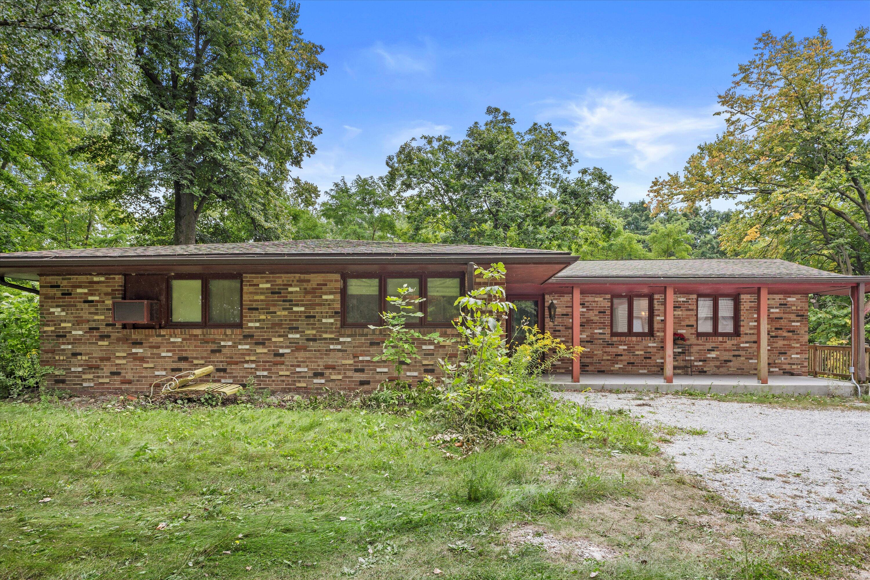 Racine, Wisconsin, 53402, United States, 3 Bedrooms Bedrooms, ,2 BathroomsBathrooms,Residential,Active,1985849