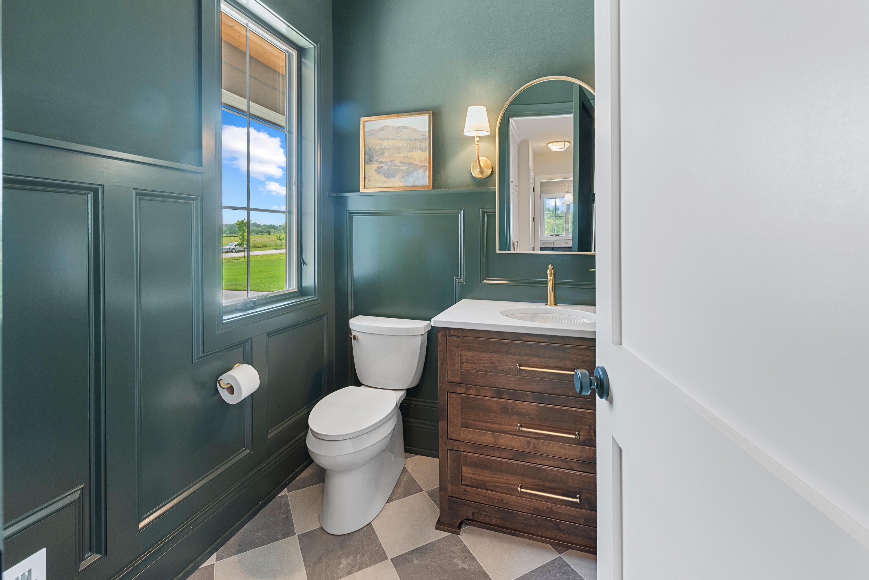 Mequon, Wisconsin, 53097, United States, 5 Bedrooms Bedrooms, ,5 BathroomsBathrooms,Residential,Active,1893229