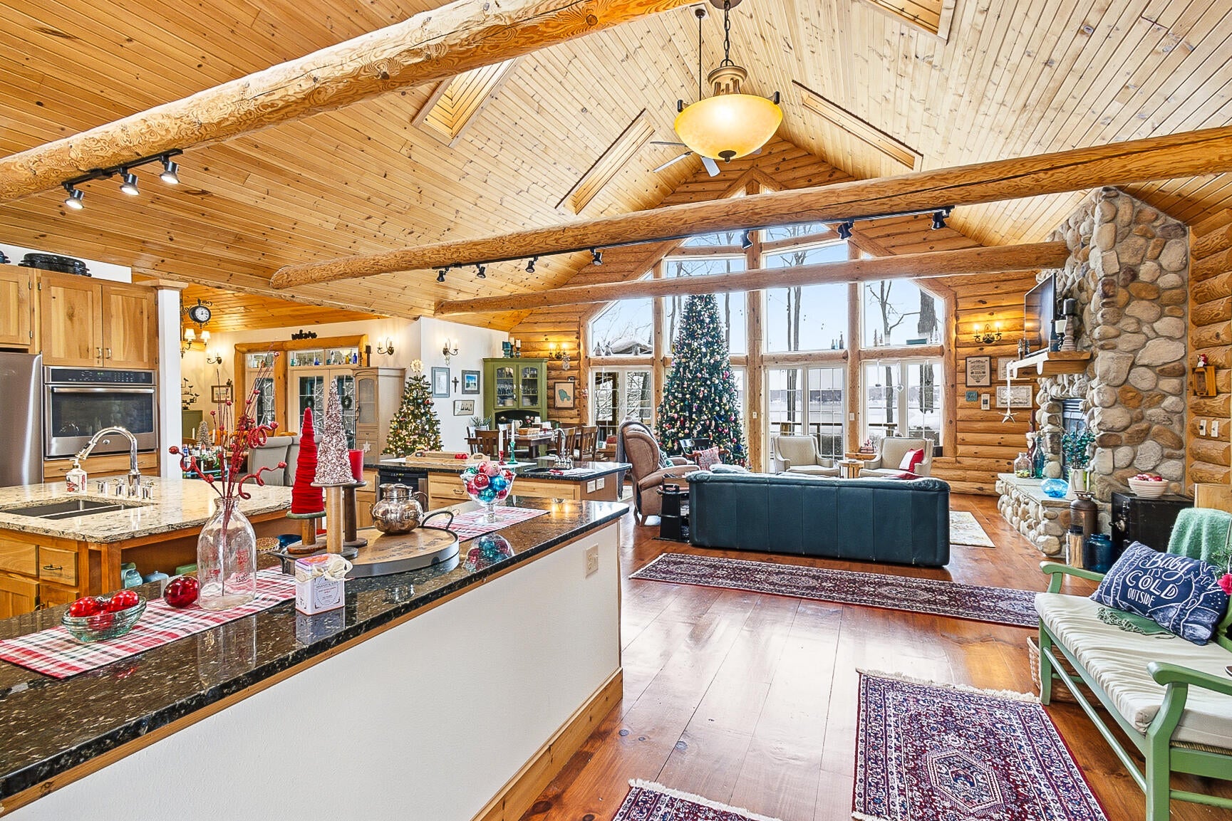 Cambridge, Wisconsin, 53523, United States, 4 Bedrooms Bedrooms, ,4 BathroomsBathrooms,Residential,Active,2003558