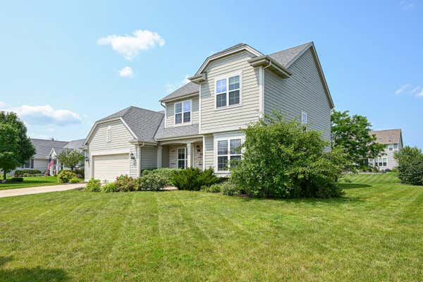 620 OLDFIELD AVE, MUKWONAGO, WI 53149 - Image 1