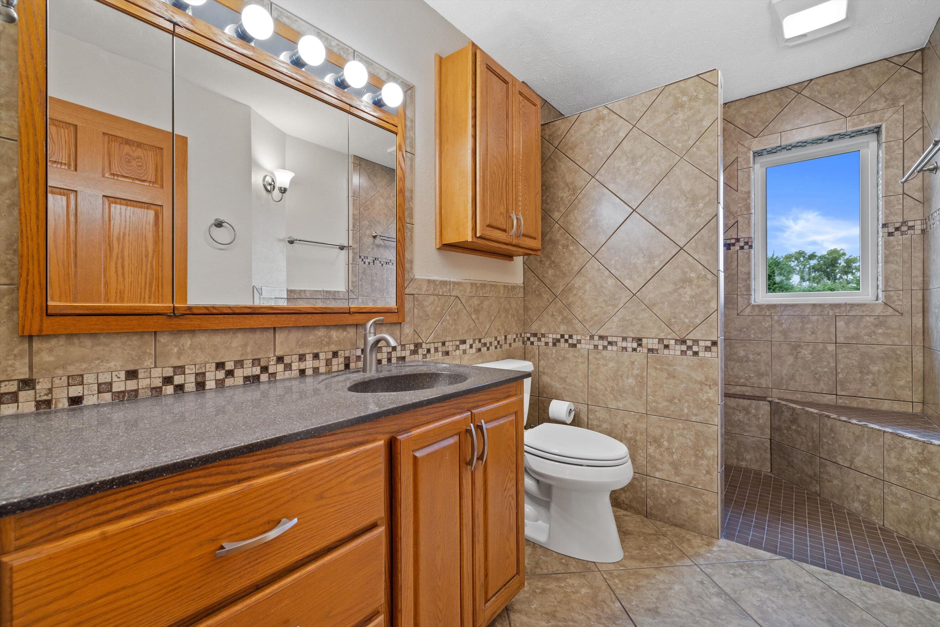 East Troy, Wisconsin, 53120, United States, 4 Bedrooms Bedrooms, ,3 BathroomsBathrooms,Residential,Active,1969679