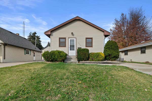 4406 16TH ST, RACINE, WI 53405, photo 2 of 24