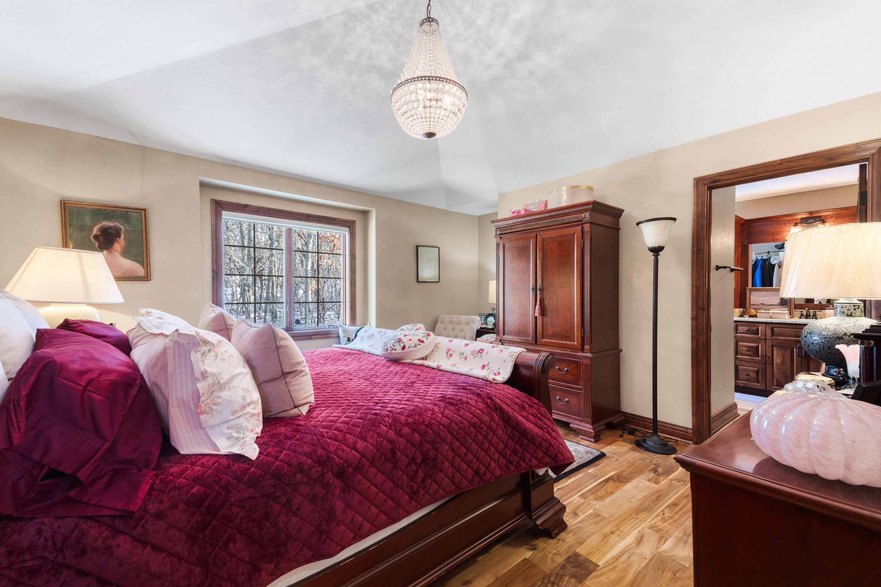 Waukesha, Wisconsin, 53189, United States, 5 Bedrooms Bedrooms, ,5 BathroomsBathrooms,Residential,Active,2007136